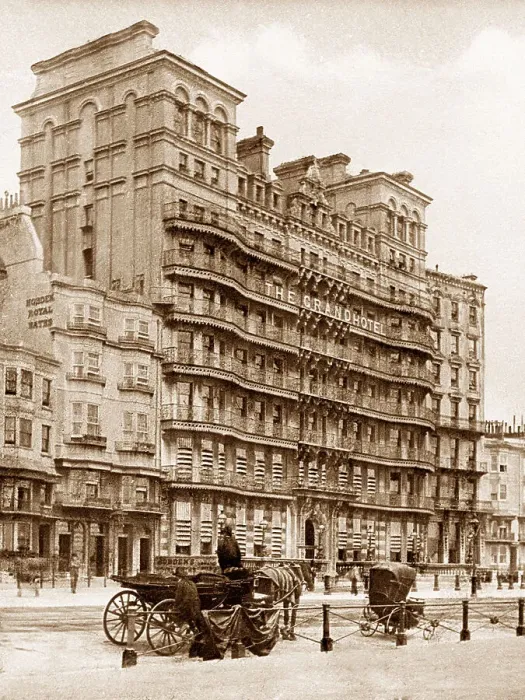 Framed Print : Brighton - Grand Hotel Framed Print : Brighton - Grand Hotel