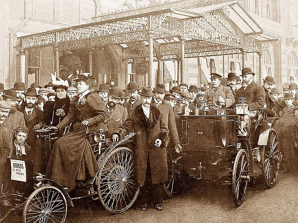 Brighton - Veteran cars at Hotel Metropole