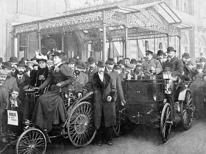 Framed Print : Brighton - Veteran cars at Hotel Metropole Framed Print : Brighton - Veteran cars at Hotel Metropole