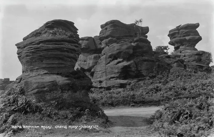 Framed Print : Brimham Rocks, Castle Ruin Framed Print : Brimham Rocks, Castle Ruin