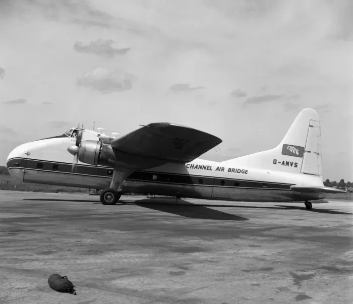 Framed Print : Bristol 170 Freighter Mk. 32 G-ANVS Vigilant Channel Air Br Framed Print : Bristol 170 Freighter Mk. 32 G-ANVS Vigilant Channel Air Br