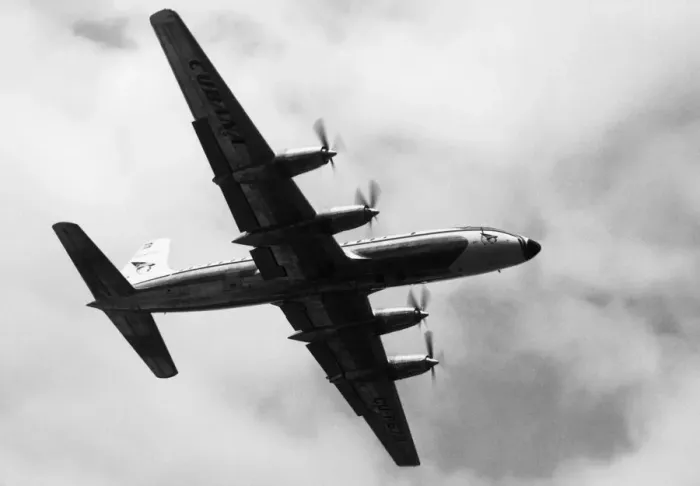 Framed Print : Bristol B-175 Britannia Framed Print : Bristol B-175 Britannia