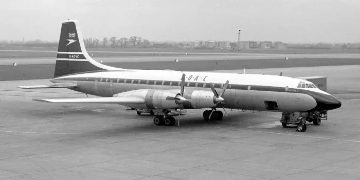 Framed Print : Bristol Britannia 312 G-AOVC