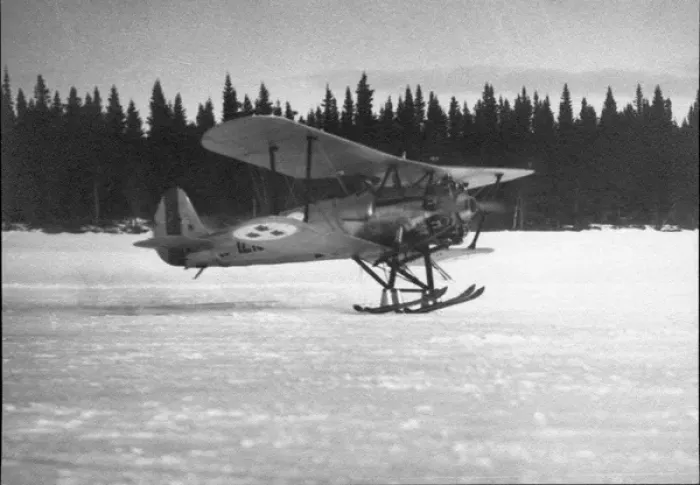 Framed Print : Bristol Bulldog II of the Swedish Air Force on skis Framed Print : Bristol Bulldog II of the Swedish Air Force on skis