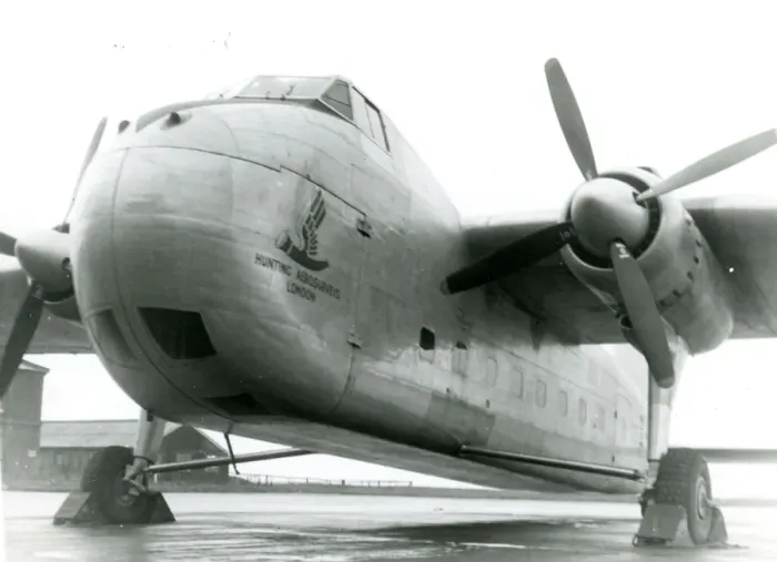 Framed Print : Bristol Freighter 21, G-AICM, of Hunting Aerosurveys Framed Print : Bristol Freighter 21, G-AICM, of Hunting Aerosurveys
