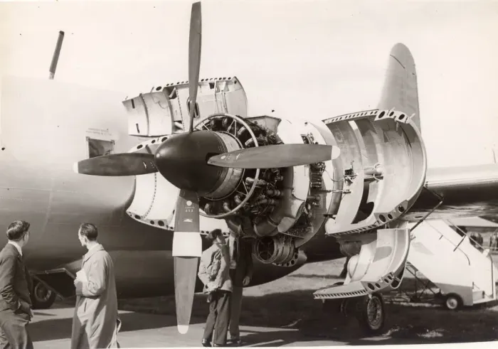Framed Print : The Bristol Hercules engine installation on a Vickers Framed Print : The Bristol Hercules engine installation on a Vickers
