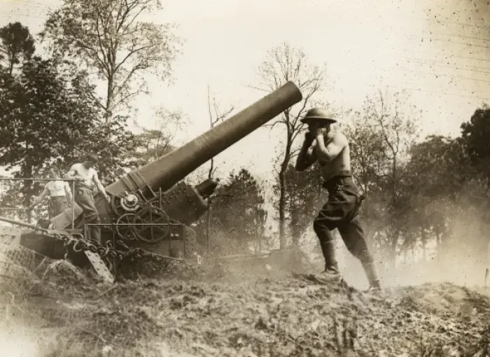 Framed Print : British 12 inch Howitzer, Western Front, France, WW1 Framed Print : British 12 inch Howitzer, Western Front, France, WW1