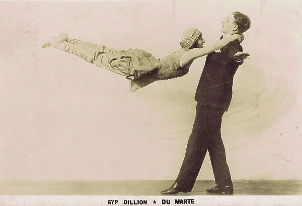 The British acrobatic dancers Gyp Dillion and Du Marte