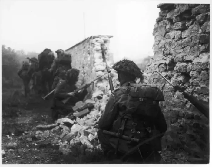 Framed Print : British Advancing Framed Print : British Advancing