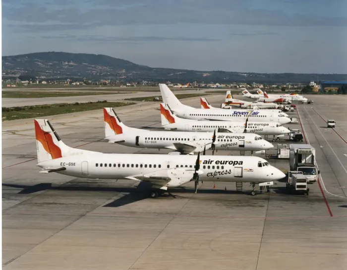 Framed Print : British Aerospace ATPs of Air Europa Express at Palma