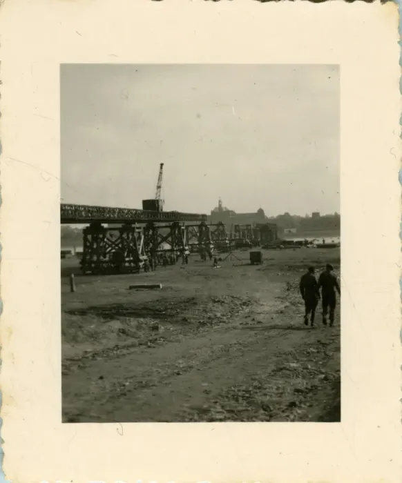 Framed Print : British Army Royal Engineers building The Freeman Bridge Framed Print : British Army Royal Engineers building The Freeman Bridge