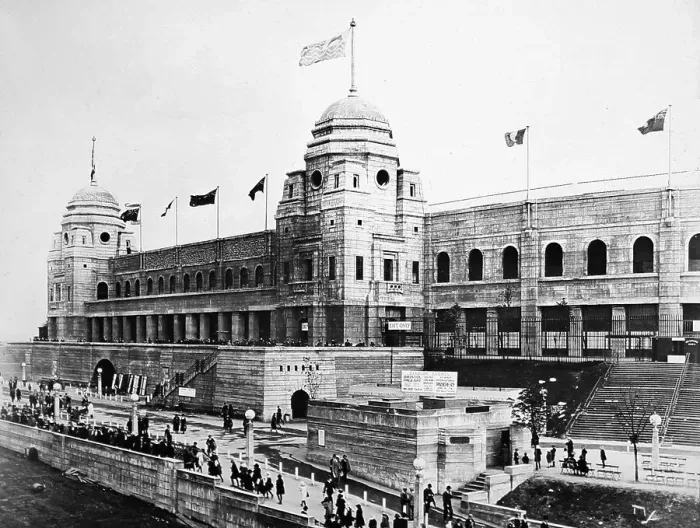 Framed Print : British Empire Exhibition in Wembley, London in 1924 Framed Print : British Empire Exhibition in Wembley, London in 1924