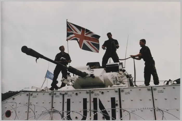 Framed Print : British Forces in Bosnia, 1992-1994 Framed Print : British Forces in Bosnia, 1992-1994