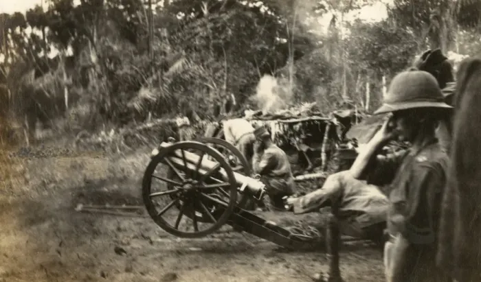 Framed Print : British gun battery in action, Cameroon, Africa, WW1 Framed Print : British gun battery in action, Cameroon, Africa, WW1