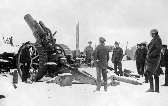 Framed Print : British heavy howitzer in snow, Western Front, WW1 Framed Print : British heavy howitzer in snow, Western Front, WW1