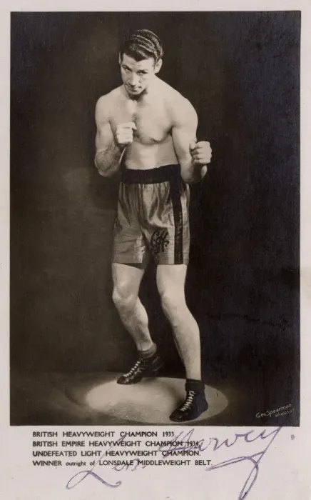 Framed Print : British Heavyweight Champion Len Harvey Framed Print : British Heavyweight Champion Len Harvey
