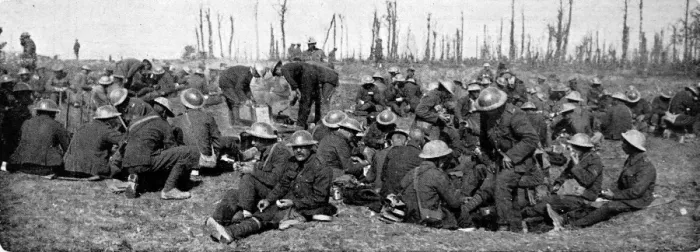 Framed Print : British labour Battalion having lunch; First World War, 1916 Framed Print : British labour Battalion having lunch; First World War, 1916