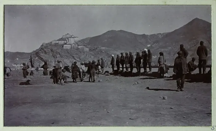 Framed Print : British Military Campaign to Tibet - sepoys in winter Framed Print : British Military Campaign to Tibet - sepoys in winter
