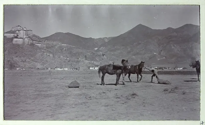 Framed Print : British Military Campaign to Tibet - VC race Framed Print : British Military Campaign to Tibet - VC race