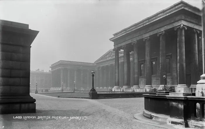 Framed Print : British Museum in London Framed Print : British Museum in London