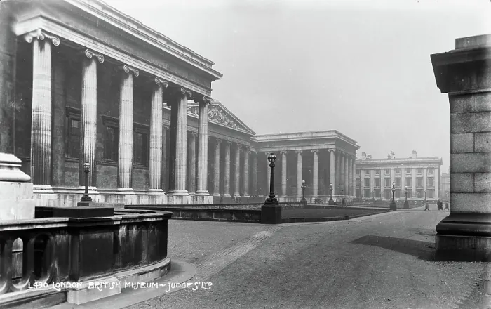 Framed Print : British Museum in London Framed Print : British Museum in London