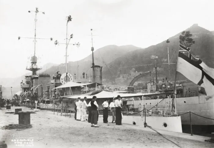Framed Print : British Navy ship in China. HMS Carlisle, Hong Kong 1927 Framed Print : British Navy ship in China. HMS Carlisle, Hong Kong 1927