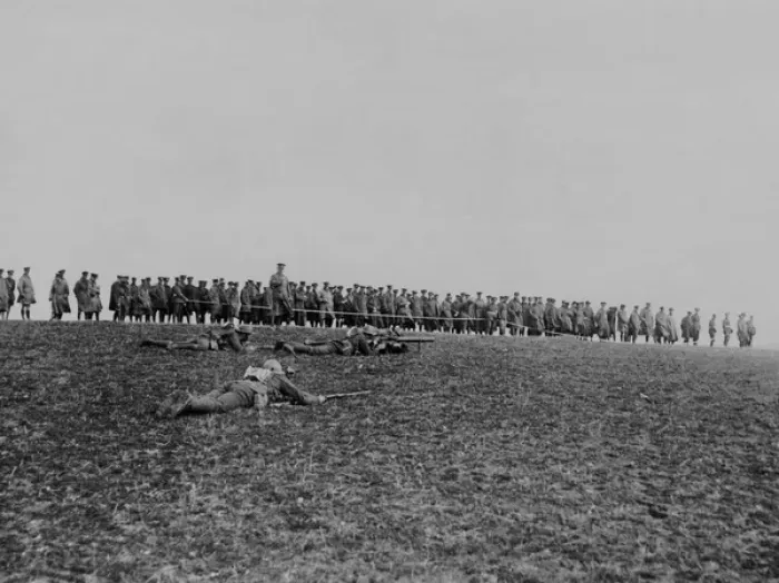 Framed Print : British officers watching machine gun demonstration, WW1 Framed Print : British officers watching machine gun demonstration, WW1