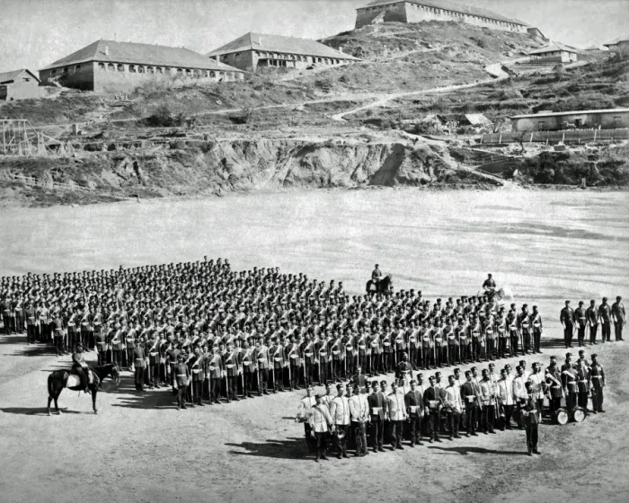 Framed Print : British regiment on parade, India Framed Print : British regiment on parade, India