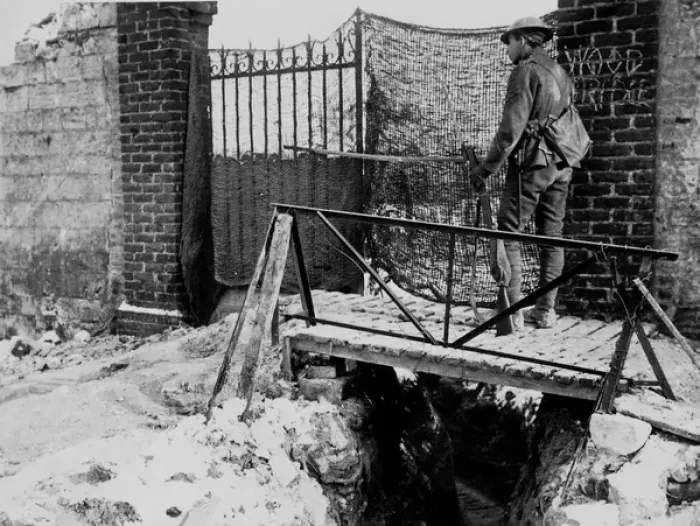 Framed Print : British sentryman on duty, Western Front, WW1 Framed Print : British sentryman on duty, Western Front, WW1