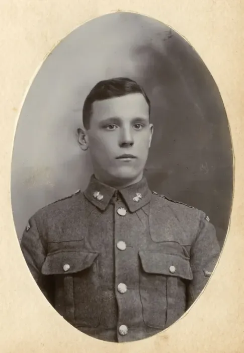 Framed Print : British soldier, c. 1911 Framed Print : British soldier, c. 1911