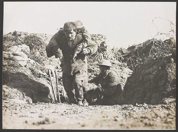 British soldiers with casualty - WW1