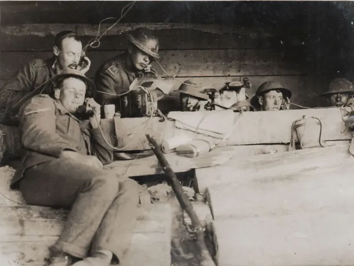 Framed Print : British soldiers on field telephones, WW1