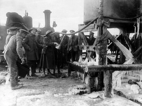 British soldiers taking in water, Western Front, WW1