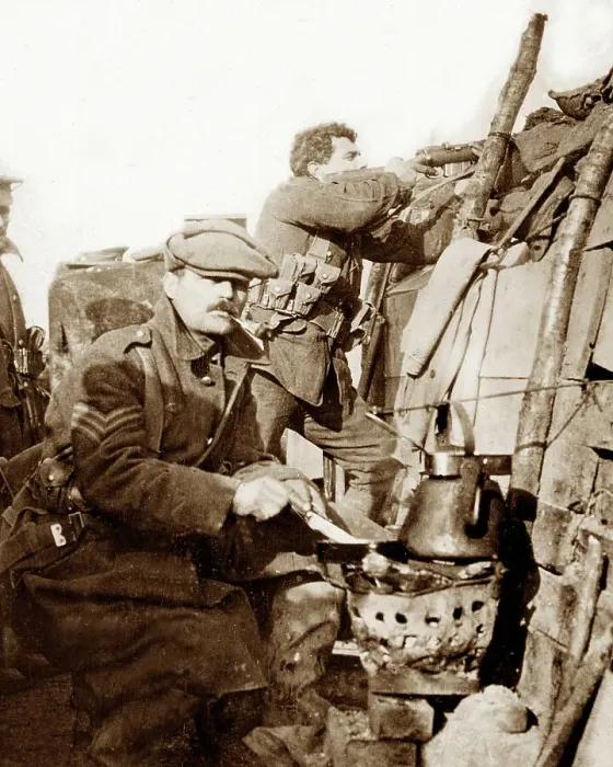 Framed Print : British Soldiers in a WW1 Trench Framed Print : British Soldiers in a WW1 Trench