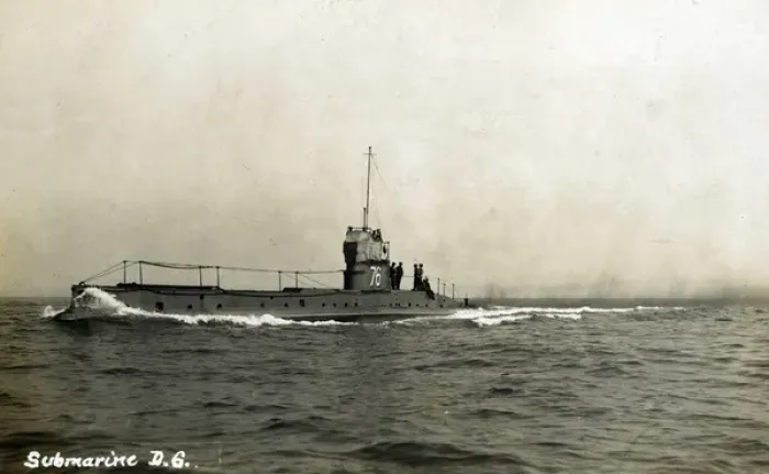 Framed Print : British submarine HMS D6, WW1 Framed Print : British submarine HMS D6, WW1