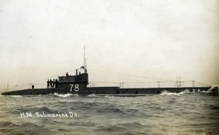Framed Print : British submarine HMS D8, WW1 Framed Print : British submarine HMS D8, WW1