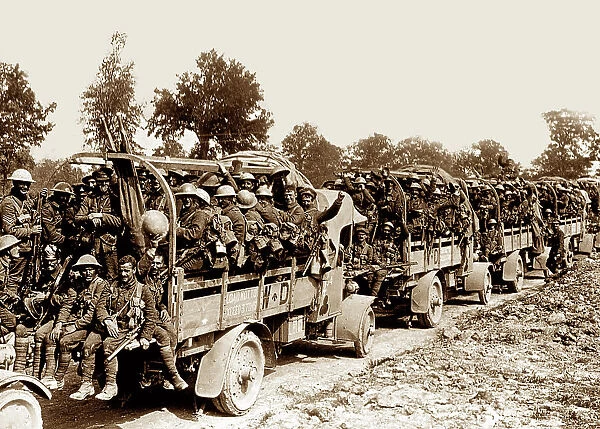 British Troops going to the Front WW1