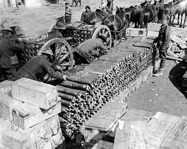 British troops loading up ammunition, Western Front, WW1