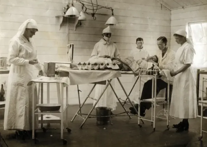 Framed Print : British Western Front in France - Base Hospital operating th Framed Print : British Western Front in France - Base Hospital operating th