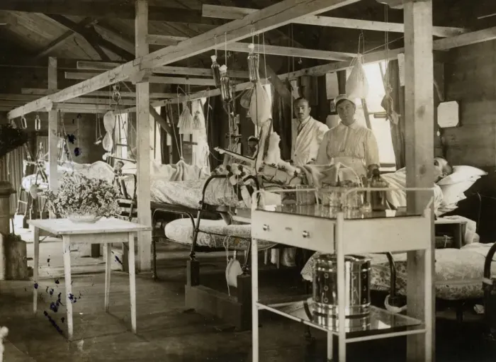 Framed Print : British Western Front in France - Base Hospital ward Framed Print : British Western Front in France - Base Hospital ward