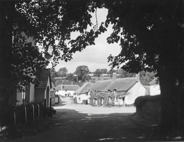 Framed Print : Broadhembury, East Devon Framed Print : Broadhembury, East Devon