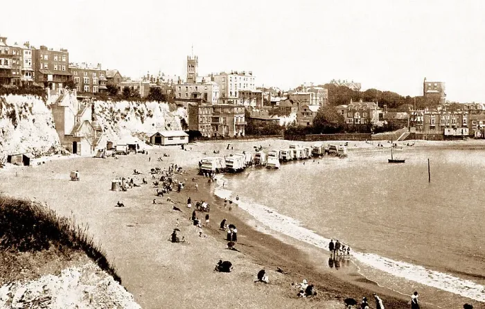 Framed Print : Broadstairs Framed Print : Broadstairs