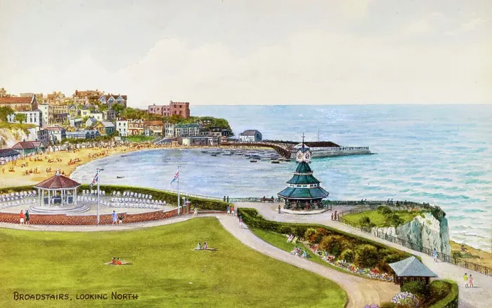 Framed Print : Broadstairs, Kent, looking north Framed Print : Broadstairs, Kent, looking north
