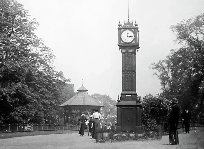 Framed Print : Brockwell Park, Norwood, London, early 1900s Framed Print : Brockwell Park, Norwood, London, early 1900s