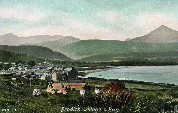 Framed Print : Brodrick Village and Bay, Isle of Arran, Scotland Framed Print : Brodrick Village and Bay, Isle of Arran, Scotland