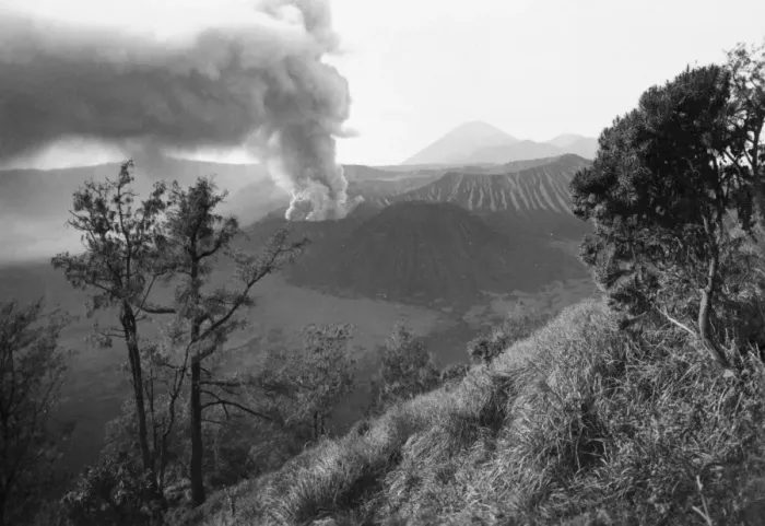 Framed Print : Bromo Volcano erupting in East Java, Indonesia Framed Print : Bromo Volcano erupting in East Java, Indonesia