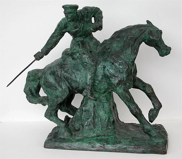 Bronze sculpture of a WWI British trooper