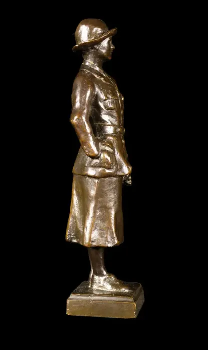 Framed Print : Bronze statuette of a WaC mechanic, WW1 Framed Print : Bronze statuette of a WaC mechanic, WW1