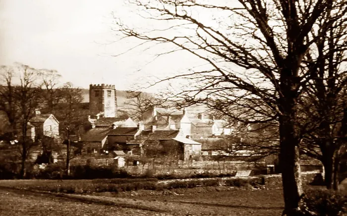 Framed Print : Brookhouse / Caton near Lancaster, early 1900s Framed Print : Brookhouse / Caton near Lancaster, early 1900s