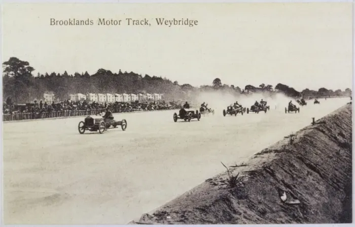 Framed Print : Brooklands Motor Racing Framed Print : Brooklands Motor Racing